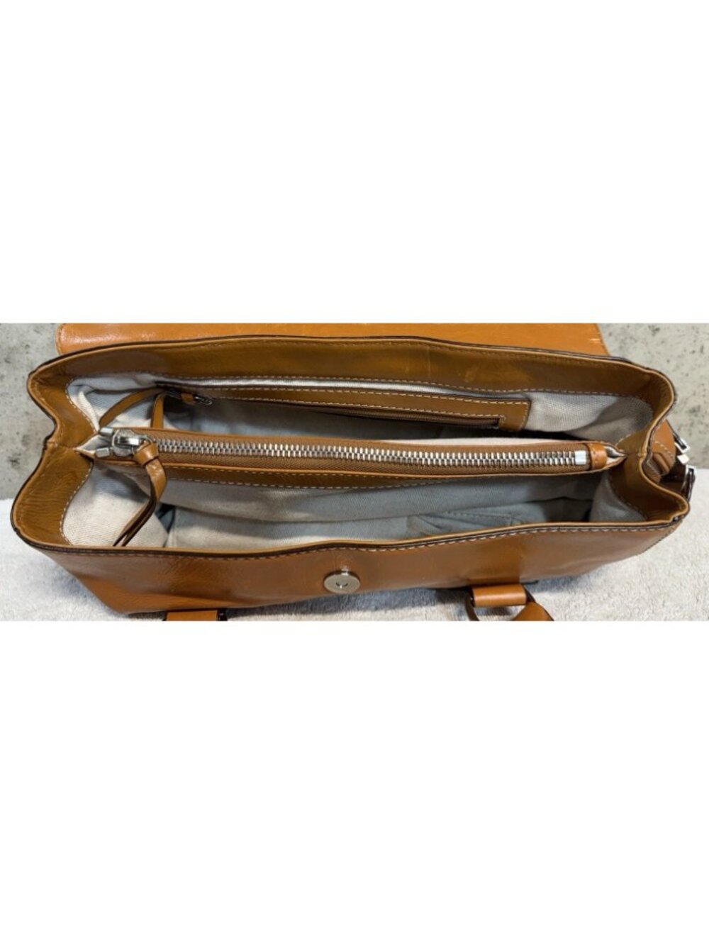 Michael Kors Vintage Astor Cognac Brown Leather Satchel Belted Handbag Purse Y2K - Picture 9 of 12